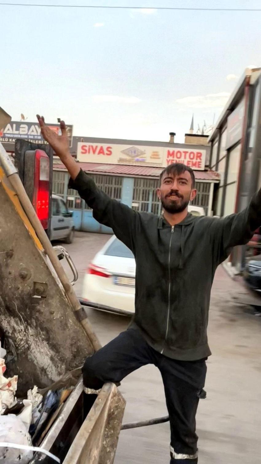 Sivaslı sanayi ustasından Türkiye dostu fenomen çöpçü Luis Fernando Sanchez'ı hatırlatan performans