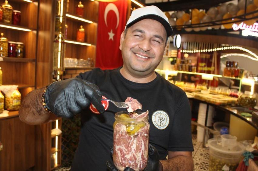 Kayseri’de bir ilk! Turşu suyuna bastılar, dilimi 100 TL’den satılıyor