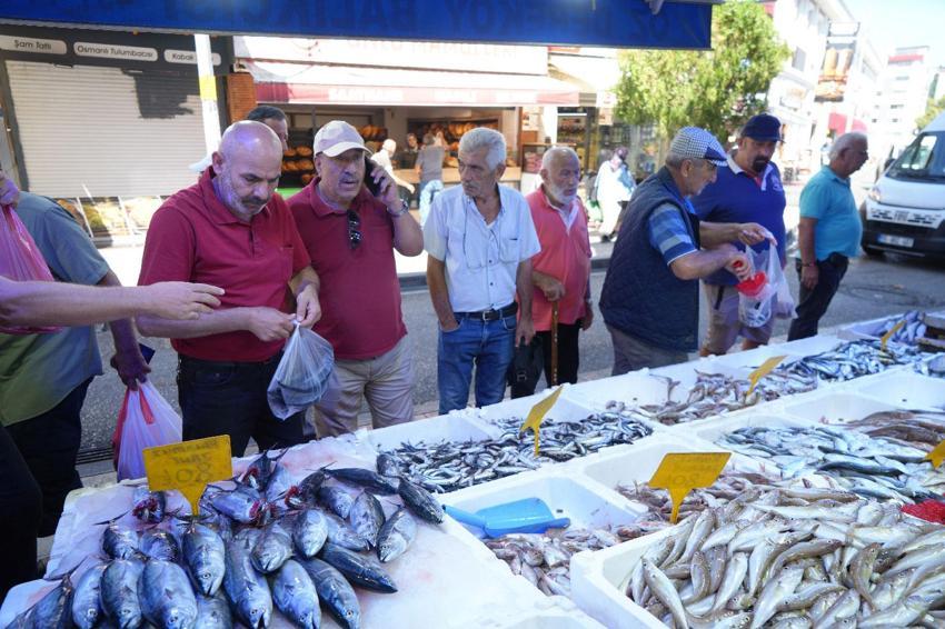 Karadeniz'de palamut patlaması! Tanesi ilk gün 150 TL'den satılıyordu 80 TL'ye düştü