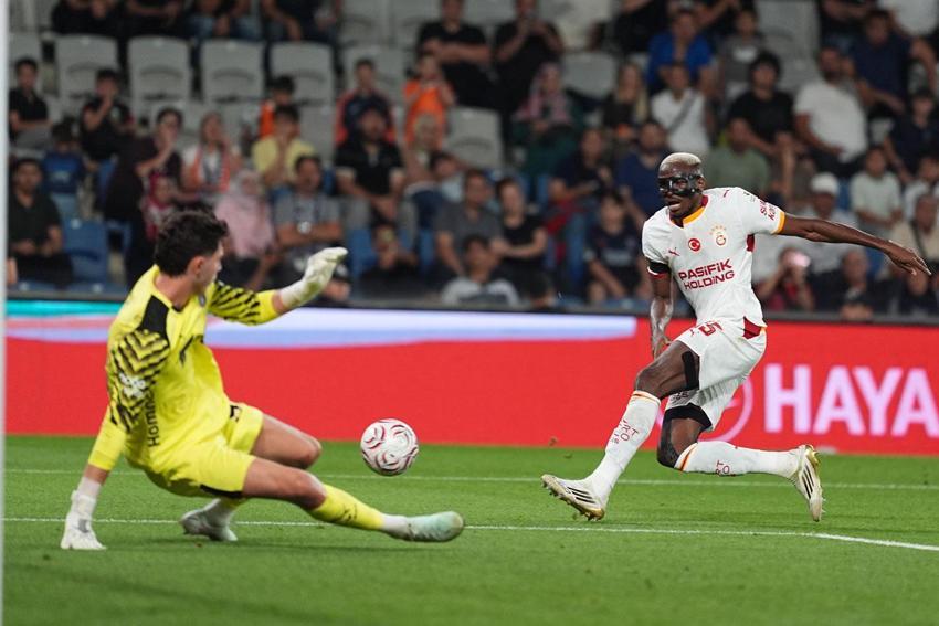 Başakşehir - Galatasaray maçında 5 gol, 1 penaltı ve 1 kırmızı kart vardı