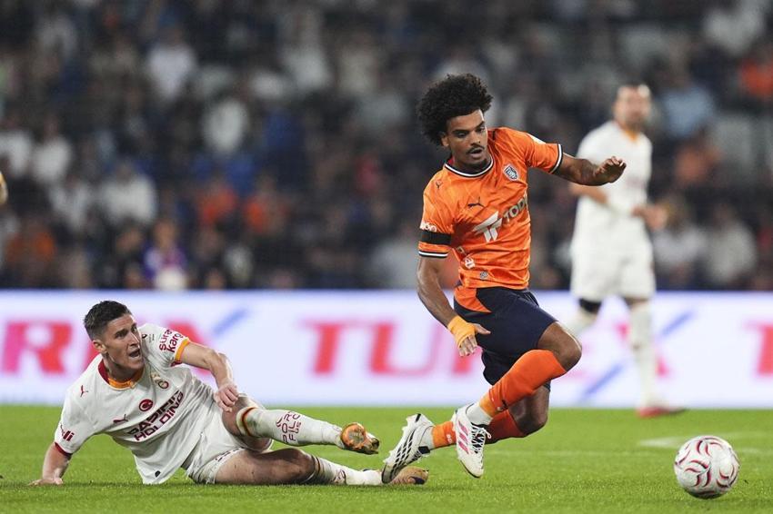 Başakşehir - Galatasaray maçında 5 gol, 1 penaltı ve 1 kırmızı kart vardı