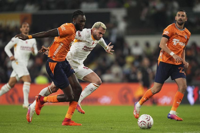 Başakşehir - Galatasaray maçında 5 gol, 1 penaltı ve 1 kırmızı kart vardı