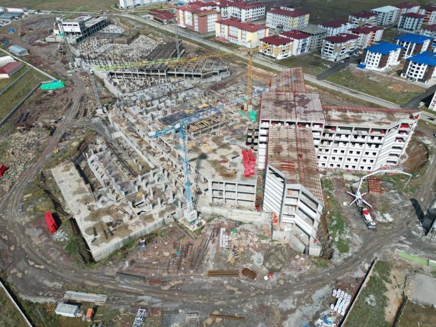 Kars’ta 4,7 milyar liralık dev proje! 500 yataklı hastane hızla yükseliyor