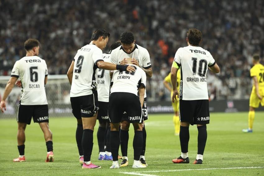 BEŞİKTAŞ-FENERBAHÇE DERBİSİ SAAT KAÇTA? İşte muhtemel 11'ler ve maça dair kritik notlar