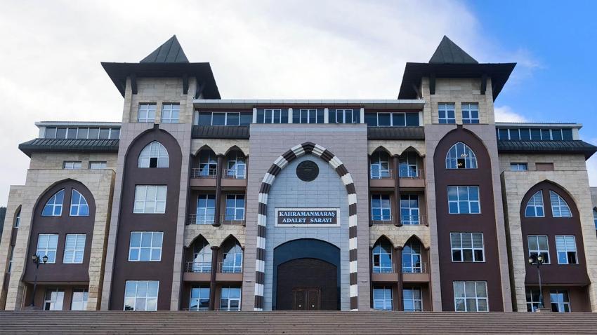 Okul saldırısıyla 10 kişiyi öldüren İsa Aras Mersinli'nin annesine hakkında yakalama kararı verildi