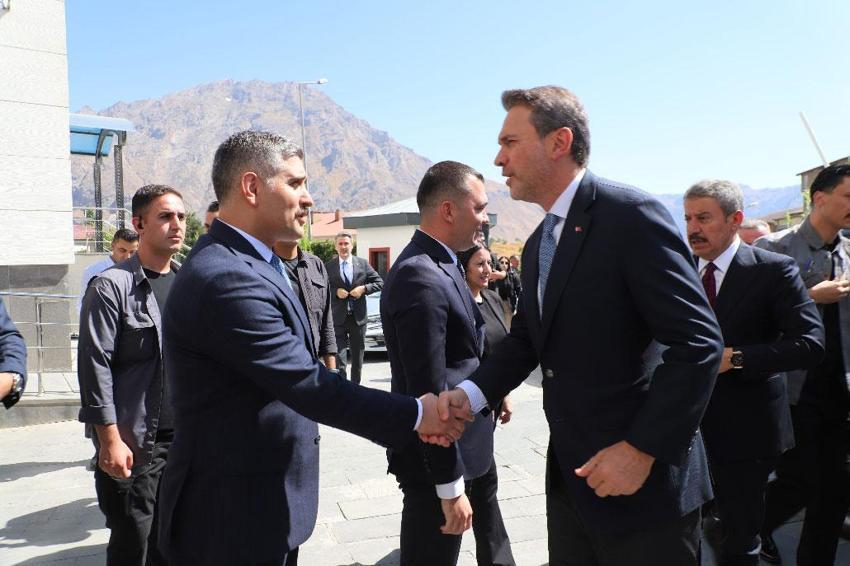 Enerji ve Tabii Kaynaklar Bakanı Alparslan Bayraktar: Hakkari madencilikte merkez olacak