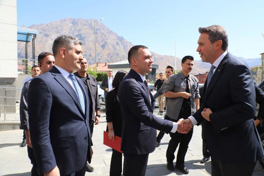 Enerji ve Tabii Kaynaklar Bakanı Alparslan Bayraktar: Hakkari madencilikte merkez olacak