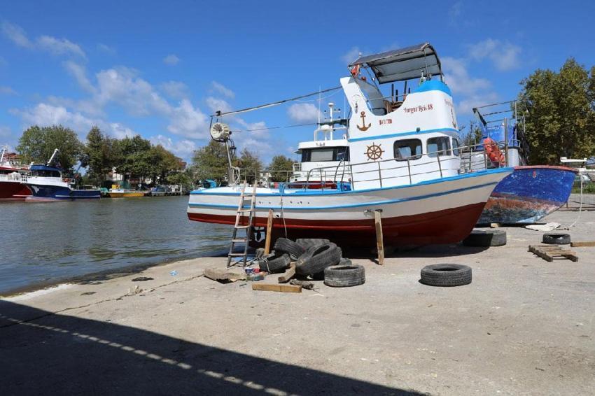 Av sezonuyla birlikte çileleri de başladı: Nehir ağzındaki sığlaşma balıkçılara zor günler yaşatıyor