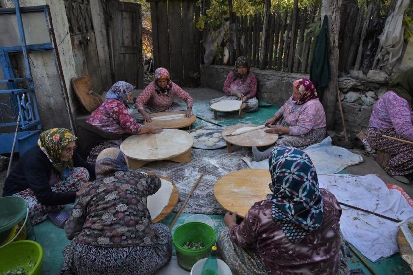 Erzincan'ın köyünde her gün yapılıyor: Bizde para geçmez