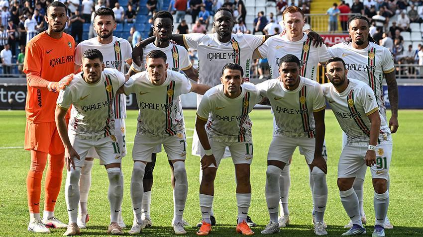 Amedspor'da Diagne, Dia Saba, Samuel Ballet değil Besnik Hasi tek bir oyuncuyu övdü