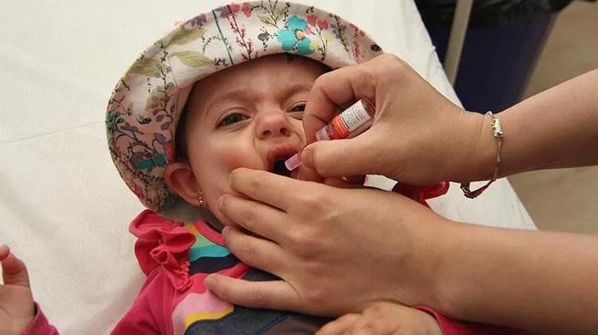 SUÇİÇEĞİ AŞISI KAÇ DOZ? Sağlık Bakanlığı takvimi değiştirdi, 4 yaşa ikinci doz geldi