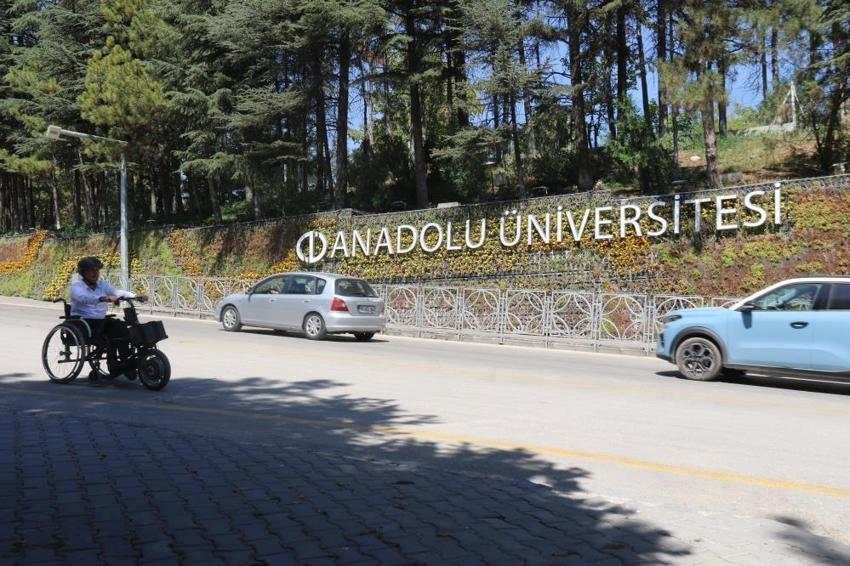 Eskişehir'de balkonunda yaptı, rektör inanmadı: 200 bin liraydı, 15 bin liraya üretti