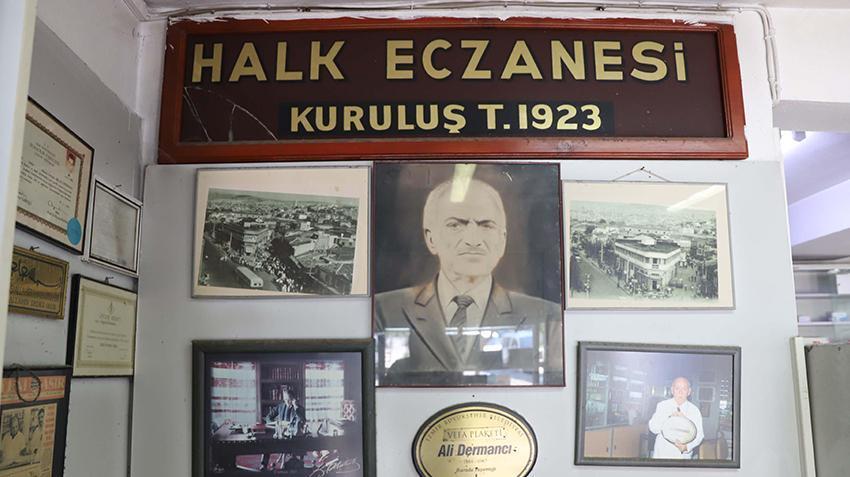 İzmir'de eczaneden çıktı! Yunanistan'dan geldiler, 80 yıl sonra defterin sırrı çözüldü