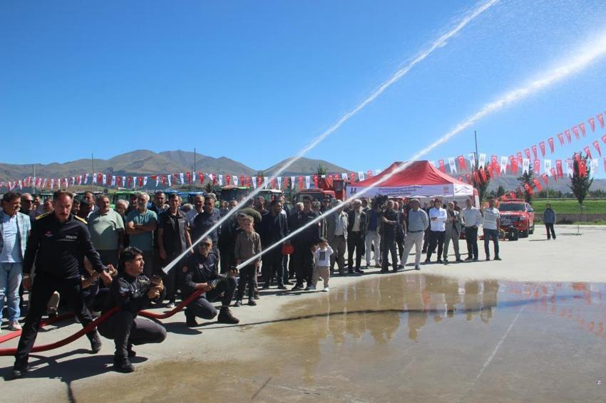 Erzurum'da kırsal mahallelere 150 adet yangın söndürme tankeri dağıtıldı!