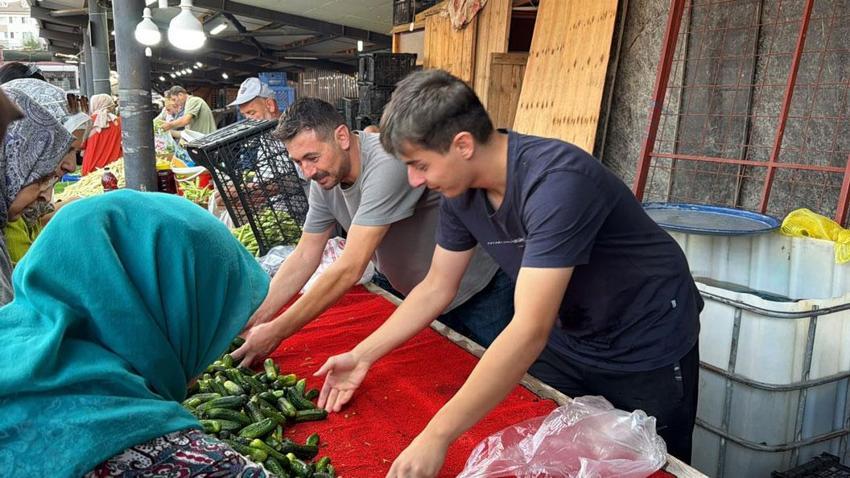Dededen babaya, babadan oğula 3 kuşak devam eden pazarcılık geleneği