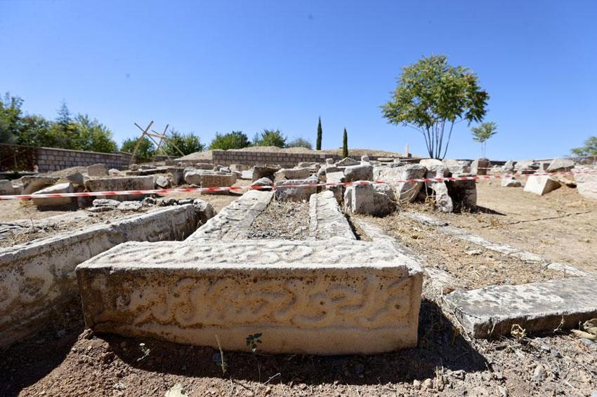 Kırkkardeşler Mezarlığı Malatya'nın turizmine kazandırılacak! Restorasyon çalışmaları başlatıldı