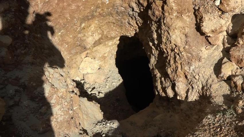 Bursa'da define skandalı! Kiracıya ev gösterirken tüneli keşfetti: Başım belaya girecek
