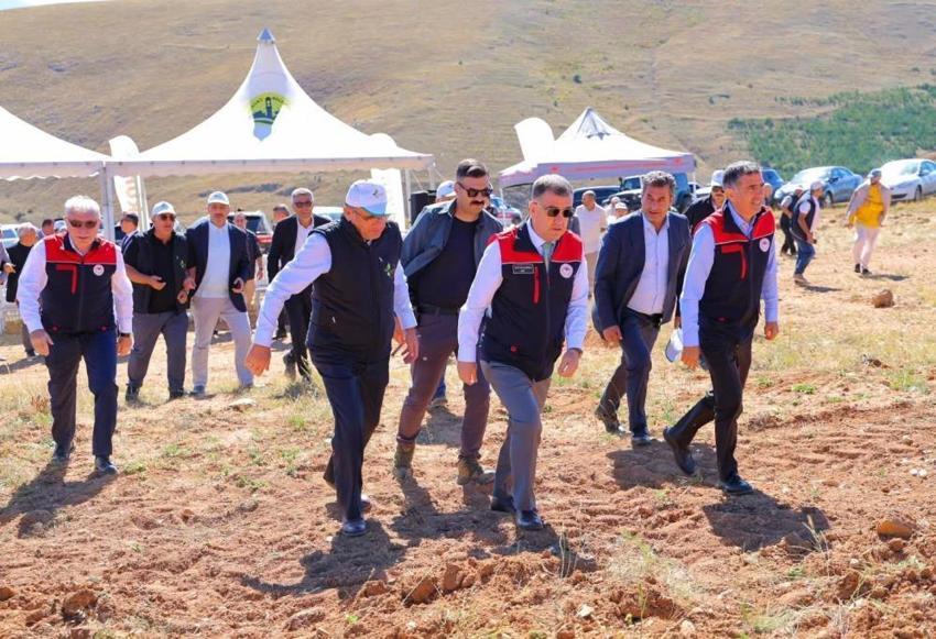 Bayburt'ta 320 milyonluk dev yatırım başlıyor: Kent ekonomisini şahlandıracak, yüzlerce kadın iş sahibi olacak!
