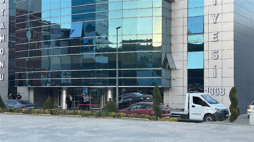 Kastamonu Belediye binasında korku dolu anlar! Silah ve kılıçla dehşeti yaşattı