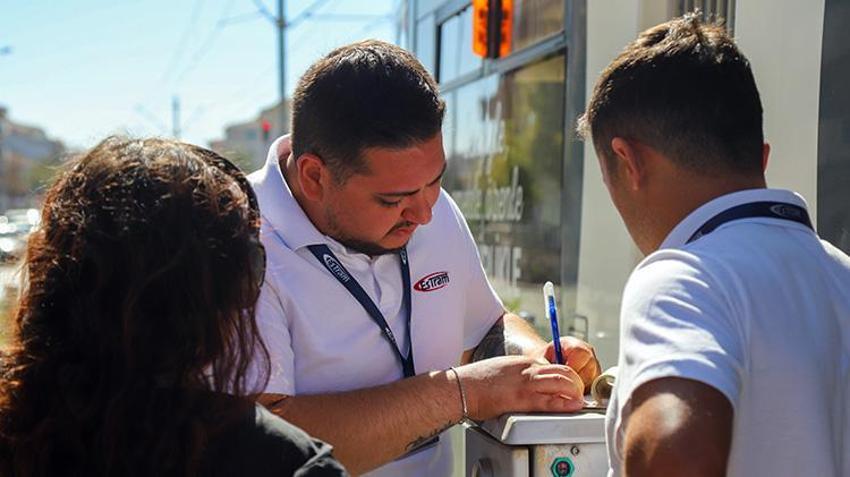 Eskişehir tramvayında bunu yapmanın bedeli ağır: 3 milyon yolcu denetlendi!