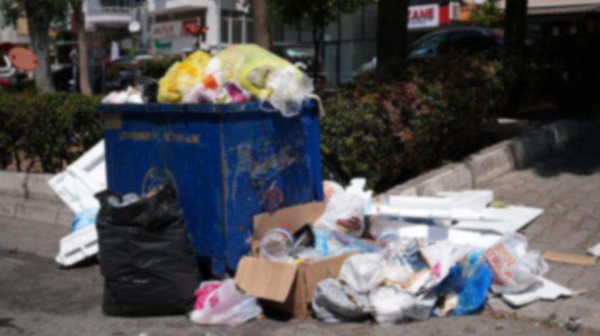 Sivas'ta çöpün içinde define buldu! Zengin olduğunu sandı, borçlu çıktı