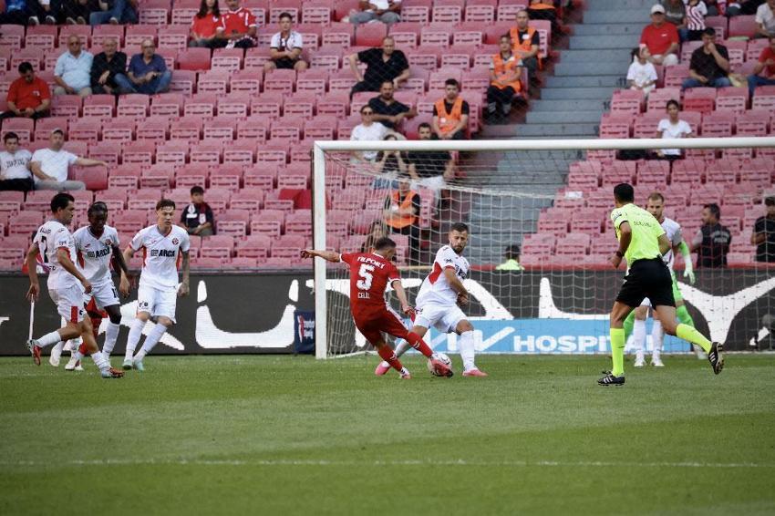 Samsunspor - Arca Çorum FK maçında yarım düzine gol vardı!