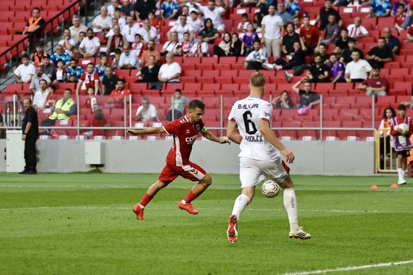 Samsunspor - Arca Çorum FK maçında yarım düzine gol vardı!