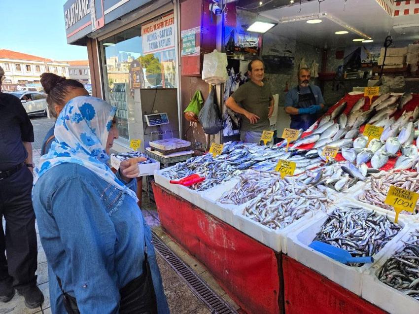 Karadeniz'de balık bolluğu sürüyor! Palamut bedavadan biraz daha pahalı: Tanesi 50 TL