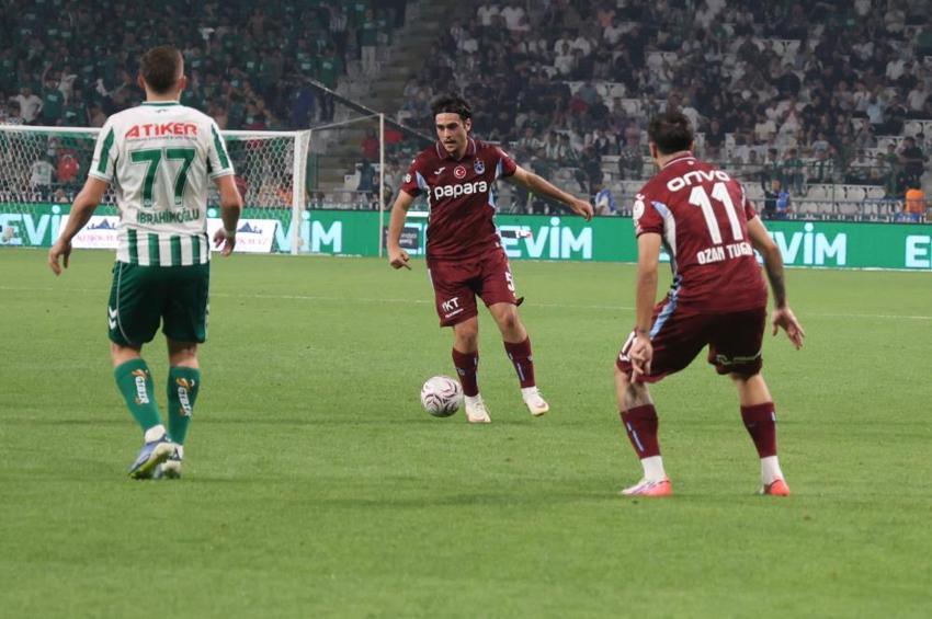 Konyaspor 7 maçlık mağlubiyet serisini Trabzonspor karşısında bitirdi