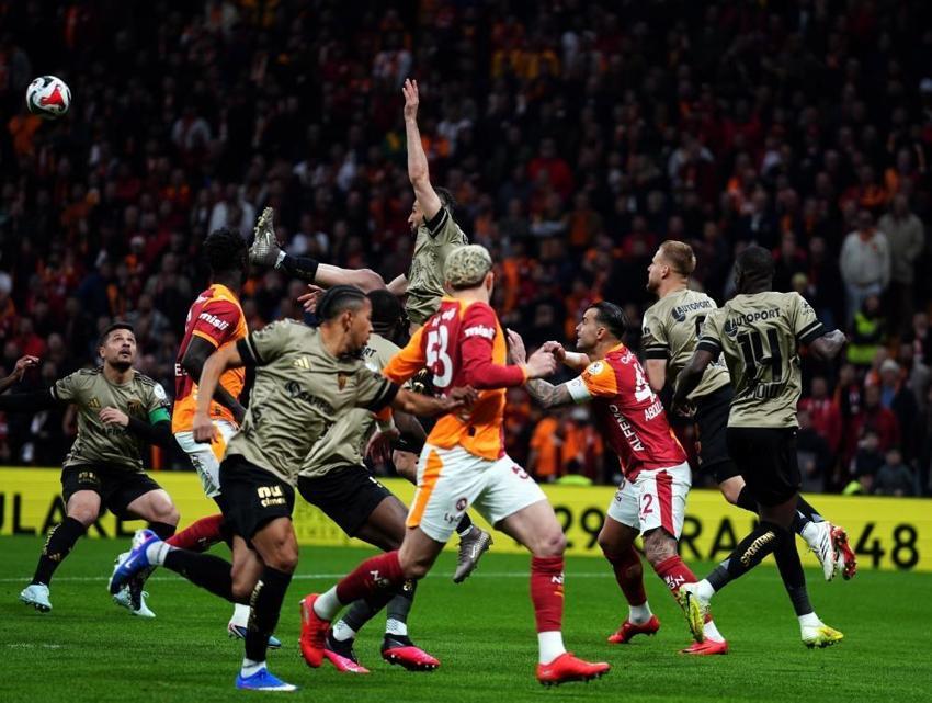 Galatasaray - Kocaelispor maçı saat kaçta? Galatasaray - Kocaelispor canlı yayın var mı? Galatasaray - Kocaelispor maçı ne zaman? Galatasaray - Kocaelispor maçı hangi kanalda? Galatasaray - Kocaelispor ilk 11'ler belli oldu mu? Galatasaray - Kocaelispor nereden izlenir?