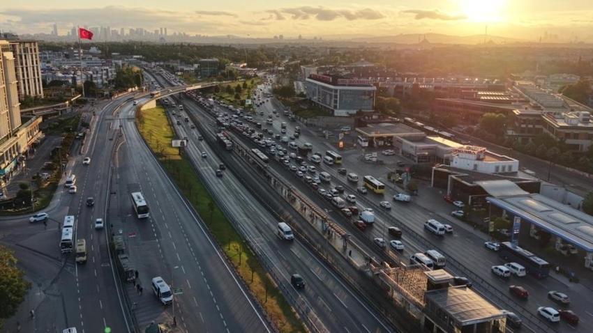 İstanbul'da okulların ilk gününde trafik yüzde 51'i gördü