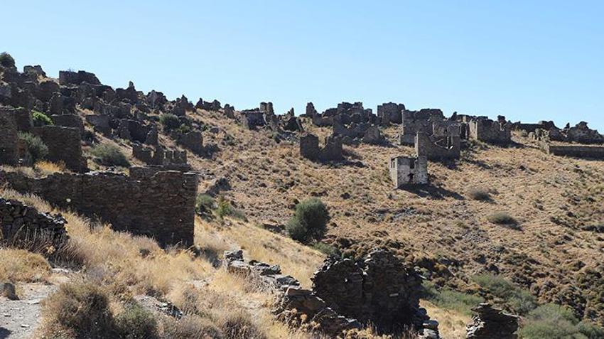 Nüfus mübadelesinde tamamen boşaltılmıştı: İzmir'de tarihin sessiz tanığı hayalet köy Sazak turizme kazandırılmayı bekliyor!