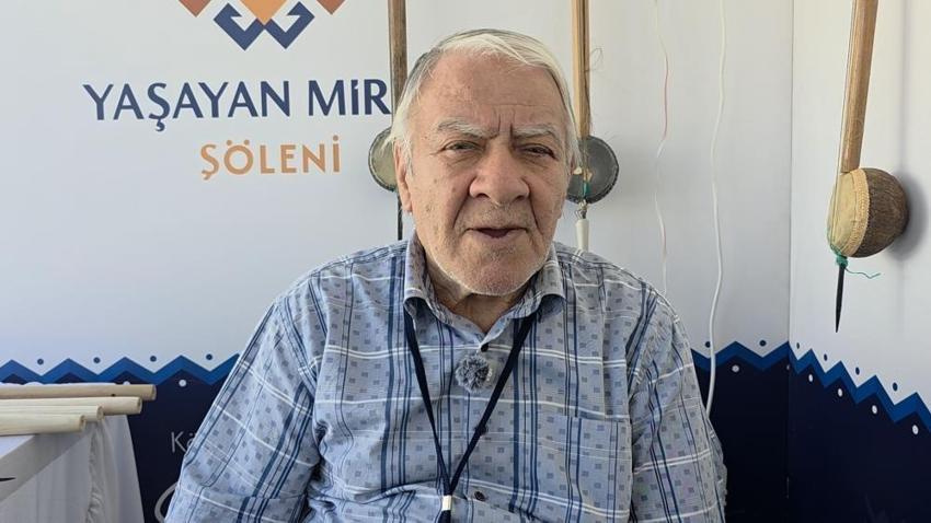 Kütahya'nın tek ustası! At kılı ve Hindistan cevizi kullanıyor: 60 yıldır tek başına üretiyor