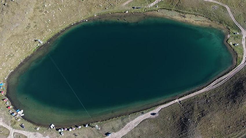 Karadeniz’in zirvesinde saklı cennet! Akın akın gidiyorlar: Gören bir daha gitmek istiyor