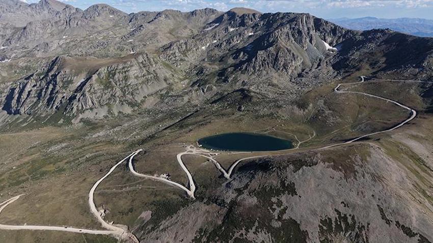 Karadeniz’in zirvesinde saklı cennet! Akın akın gidiyorlar: Gören bir daha gitmek istiyor