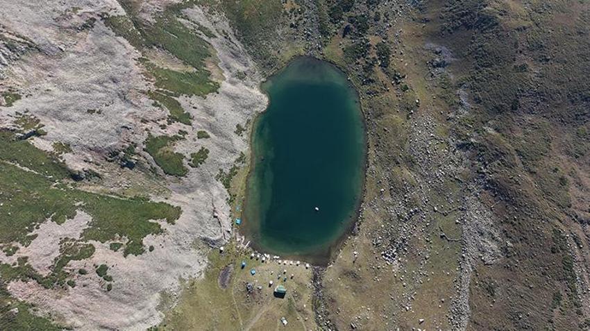 Karadeniz’in zirvesinde saklı cennet! Akın akın gidiyorlar: Gören bir daha gitmek istiyor