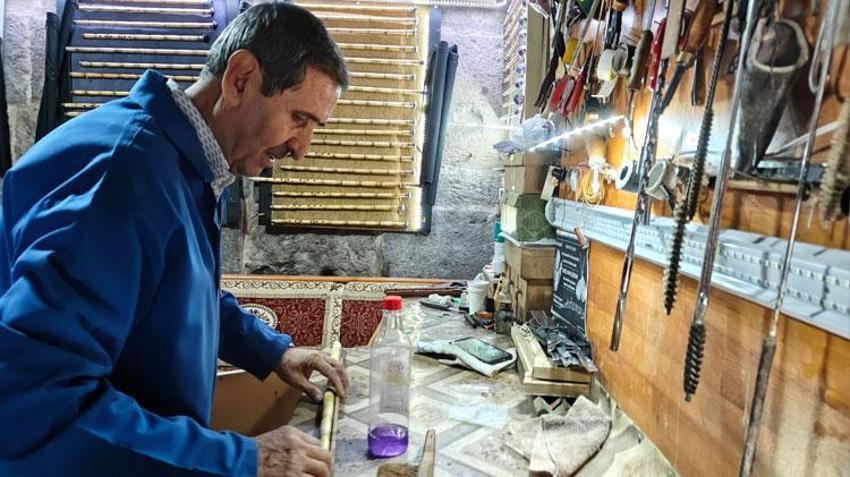 Ney aşkı emekli öğretmeni 31 yıllık usta yaptı
