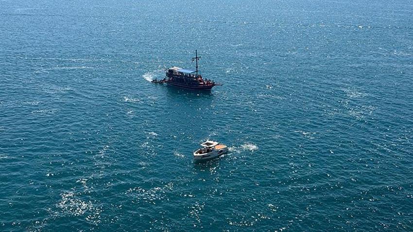 Antalya'nın simgesi Düden Şelalesi'nde korkunç anlar: Şelalenin döküldüğü noktaya kadar ilerlediler!