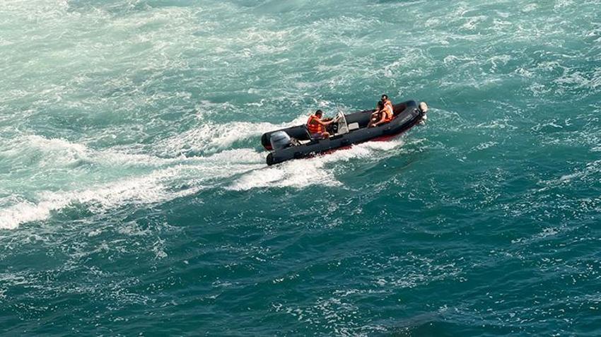 Antalya'nın simgesi Düden Şelalesi'nde korkunç anlar: Şelalenin döküldüğü noktaya kadar ilerlediler!