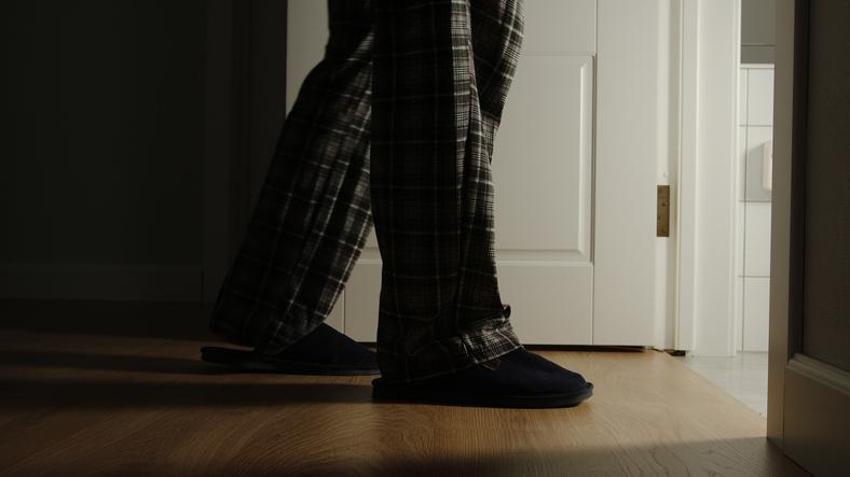 ‘Yaştandır’ deyip geçmeyin! Gece sık tuvalete kalkmak hangi sağlık sorunlarının habercisi? Gece sık tuvalete kalkmak yaşlılığın kaderi mi? Uzmanından kritik uyarılar