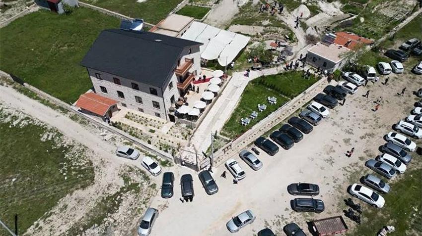 Frigya'nın kalbinde keşfedilmemiş coğrafyaya hayat verdi, köyünü turizm üssü yaptı! Gelen bir daha geliyor, bölge halkı kazanıyor