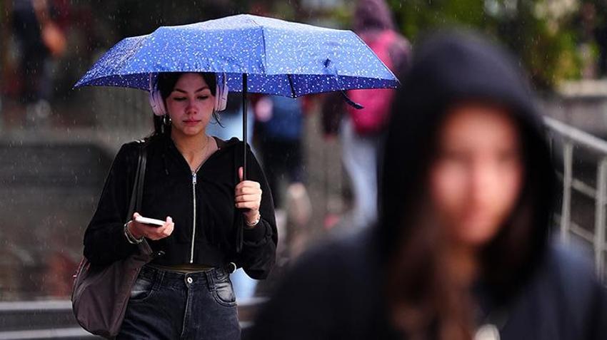 Meteoroloji’den peş peşe uyarılar! Gök gürleyecek, sağanak ve fırtına geliyor: İşte yağış beklenen iller