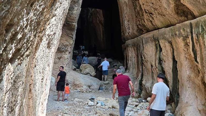Roma dönemi'nde bin esir ve yüzlerce köle tarafından yapıldı Hatay'ın 2 bin yıllık mühendislik harikası 1 yılda 50 bin turisti ağırladı!