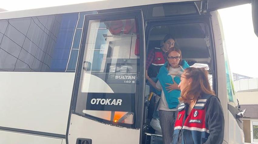 Ünlü isimlere uyuşturucu soruşturması: Hasan Şaş, Aras Bulut İynemli ve Afra Saraçoğlu'nun da aralarında olduğu 24 kişiye gözaltı kararı!