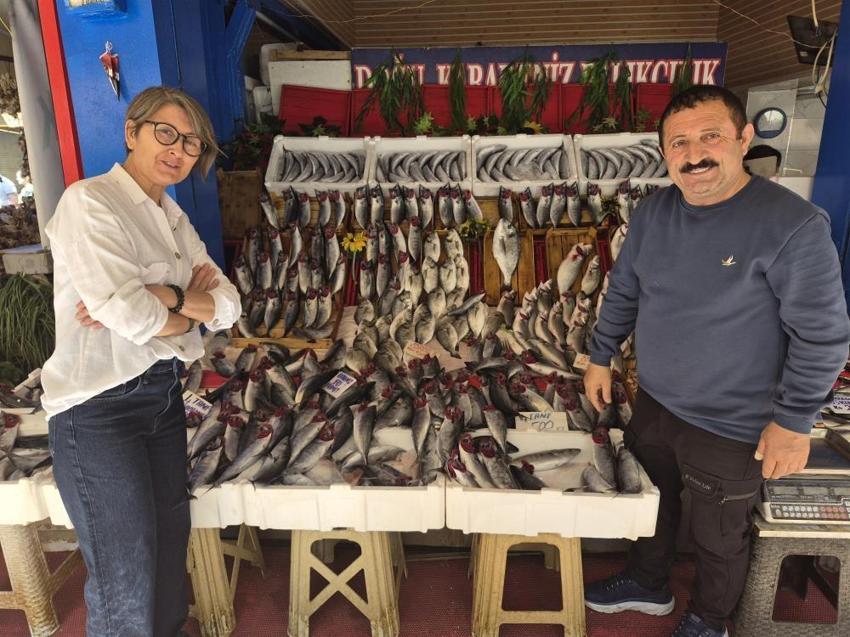 Eskişehir’de balık tezgahları doldu taştı! Bu sezon hamsiyi solladı