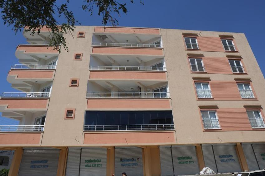 Hatay'da kadının ev alma hayali iki kez yarıda kaldı! Biber temizleyerek yaptığı birikim böyle yok oldu