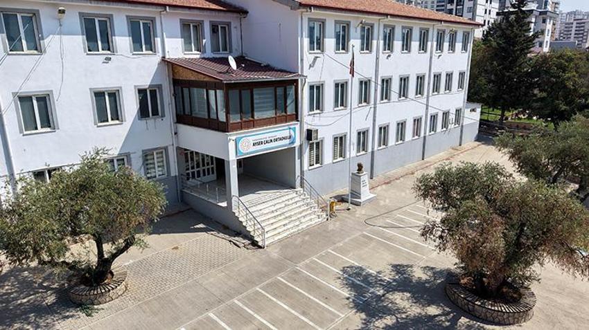 Kahramanmaraş'ta 10 kişinin saldırı sonucu hayatını kaybettiği okul binası hakkında karar verildi