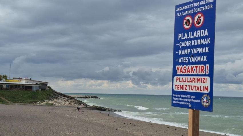Akçakoca'da sezon bitti, sahiller kuşlara kaldı