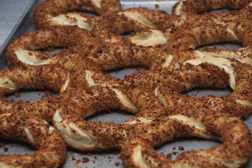 Hamsili simit nasıl bir lezzet? Ordu'da müşteriler ikiye bölündü