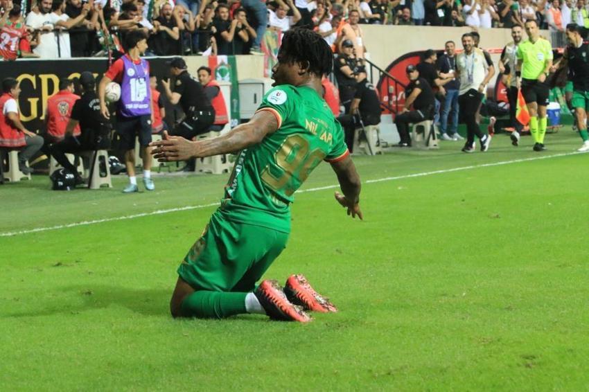 Amedspor'da Gift Orban ortalığı yıktı! Osimhen, Vlahovic, Vedat Muriqi'i solladı